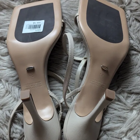 NWT Tony Bianco Lilly Sandal in Vanilla Nappa Leather