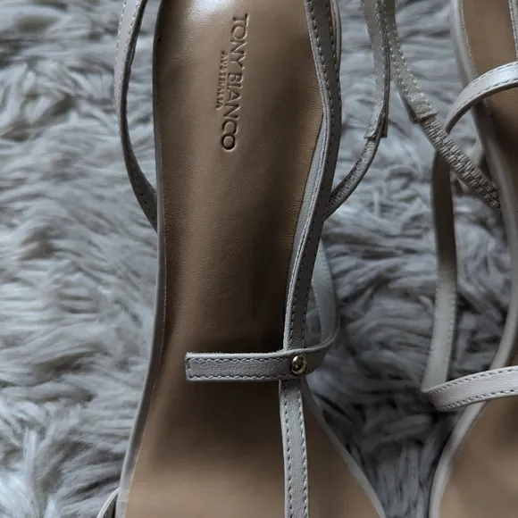 NWT Tony Bianco Lilly Sandal in Vanilla Nappa Leather