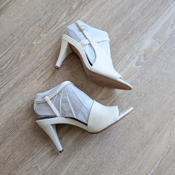 NWT Vince Camuto Razanya Creamy Baby Sheep High Heel Sandals, size 7.5M