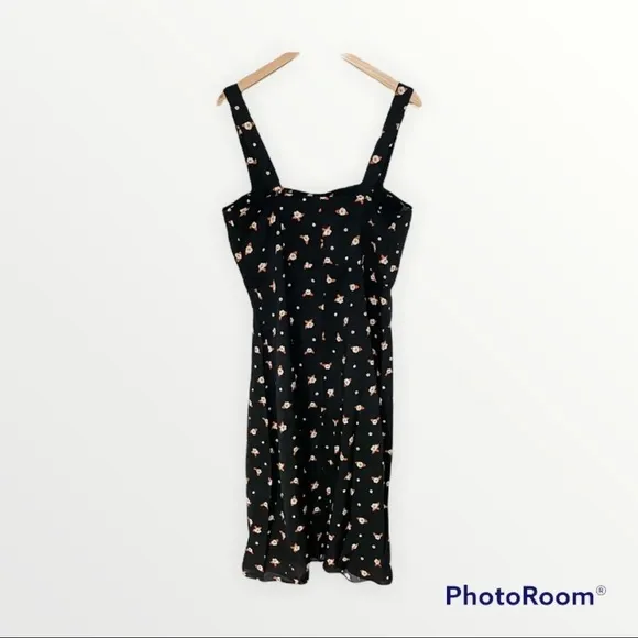 NWT WEWOREWHAT x REVOLVE Black Floral Harper Midi Dress, Size Large