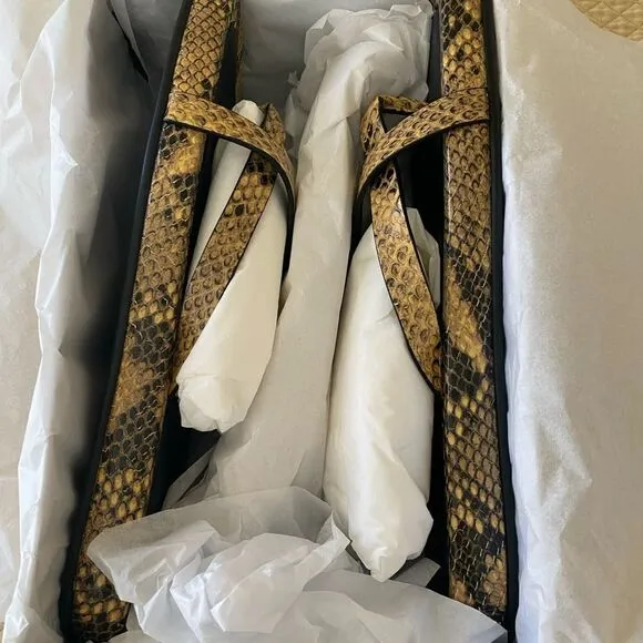 NWT FRAME Le Montauk Criss Cross Sandals, Size 39 Euro/8.5 US, Python Multi
