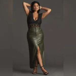 NWTs Pilcro by Anthropologie Plus Size Madi Faux Leather Front-Slit Skirt  (14)