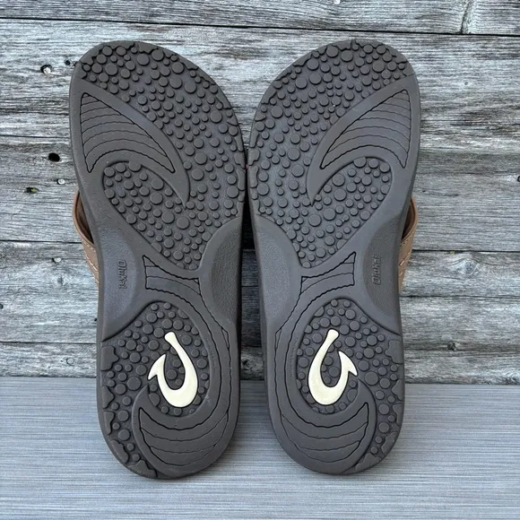 Olukai Hokua Men’s Quick-Drying Beach Sandals