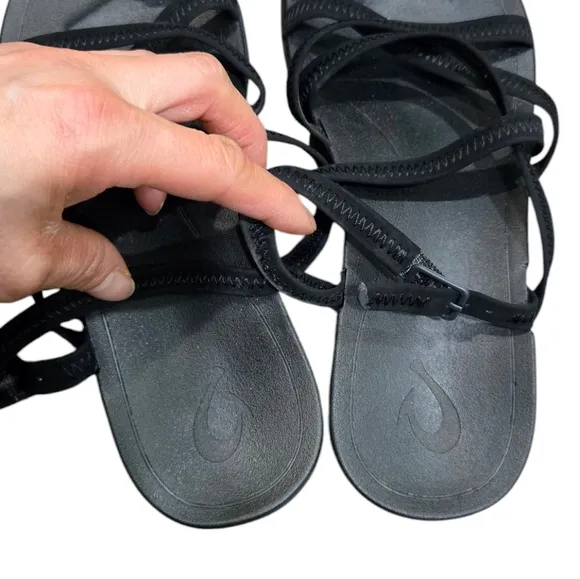 Olukai Kalapu Strappy Black Cushion Sandals Size 7