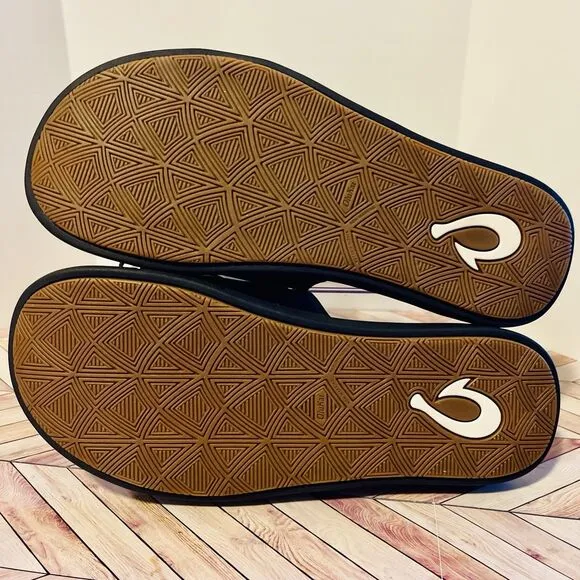 Olukai Maha 'Olu Men's 9 Recovery Slide Black Sandals Beach Pool 10517-4040