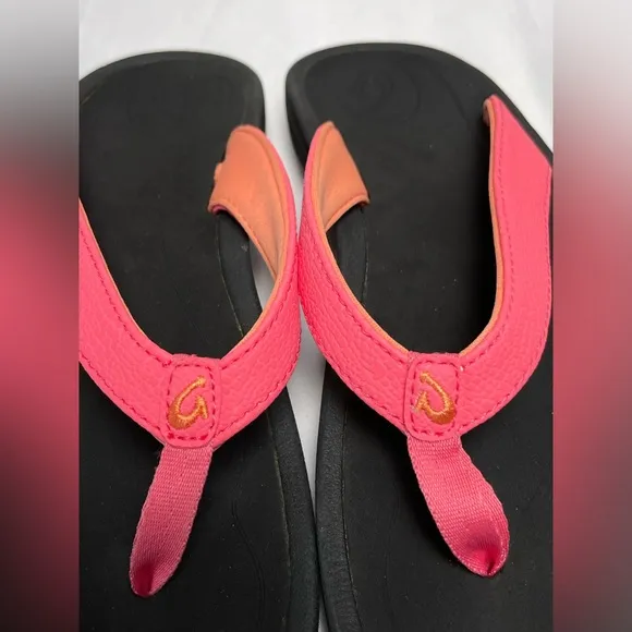 Olukai Ohana W Pink Black Beach Sandals Women size 7