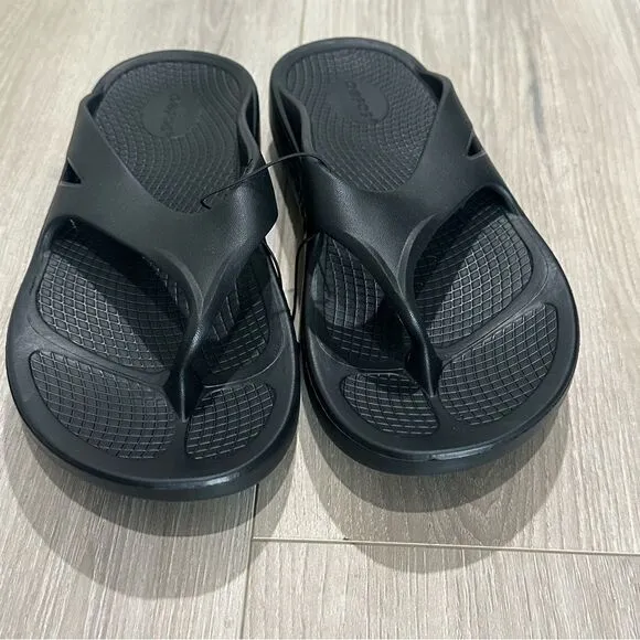 Oofos Ooriginal Womens SZ 7 Recovery Slip-On Thong Flip Flops Sandals Black NWOB