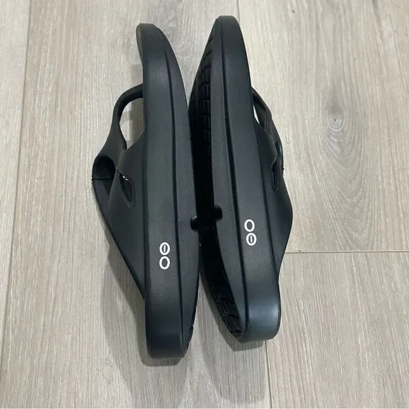 Oofos Ooriginal Womens SZ 7 Recovery Slip-On Thong Flip Flops Sandals Black NWOB