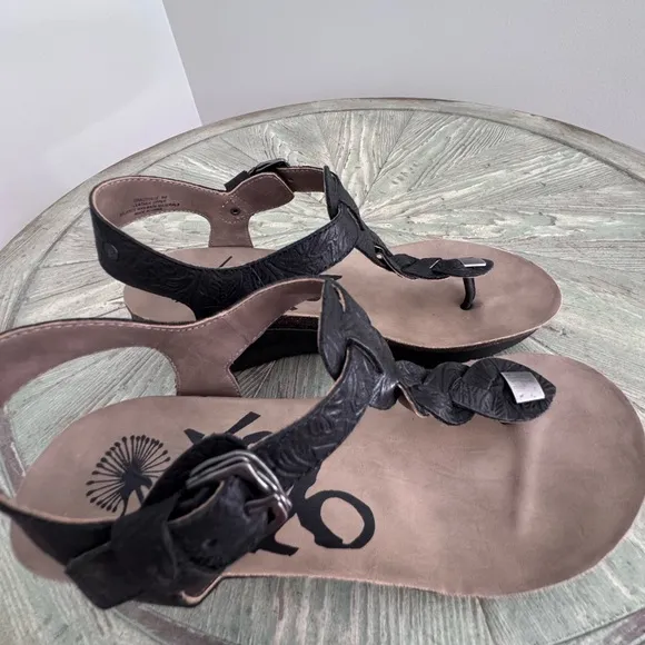 OTBT Graceville Wedge Sandals SZ 8 Black Tooled Leather