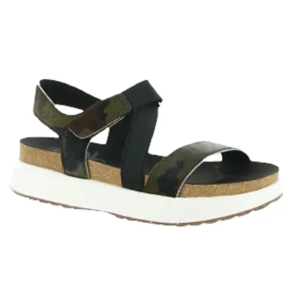 OTBT Sierra Calf-Hair Sandals Leather Wedge Platform Adjustable Camo Travel 9.5