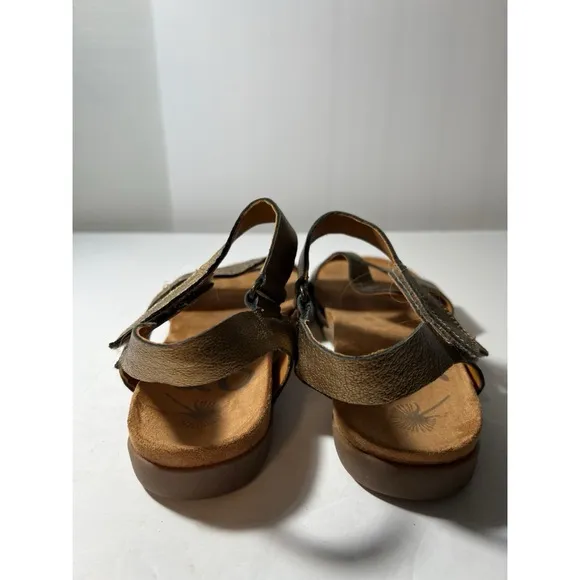 Otot Women's Gold Sandals