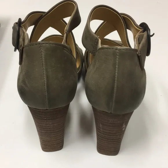 Paul Green Taylor olive leather sandals heels 8.5