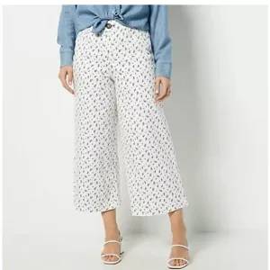 Peace Love World Women's Petite Cropped Raw Edge White Floral Jeans - Size 4P