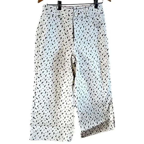 Peace Love World Women's Petite Cropped Raw Edge White Floral Jeans - Size 4P
