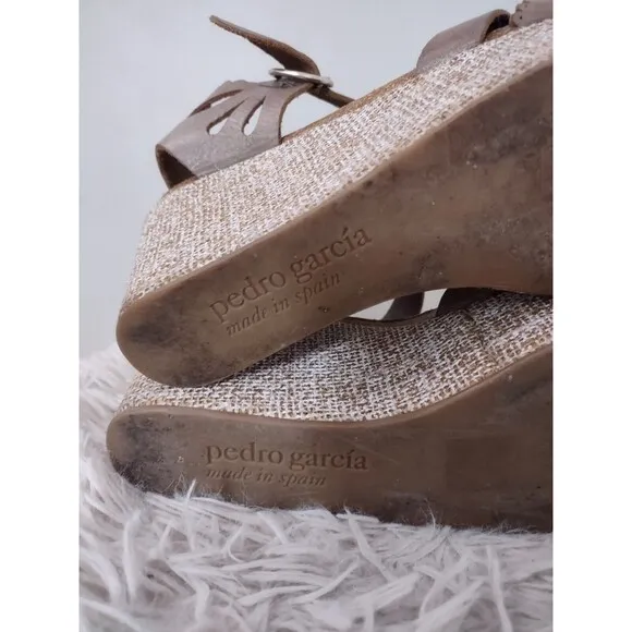 Pedro Garcia  Cutout-Scalloped Tan Leather Wedge Platform Sandal 39.5 US 9