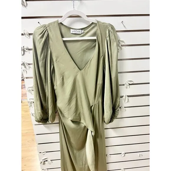 Petal &amp; Pup 3/4 Sleeve V-Neck Yonder Slit Maxi Dress Olive Women's Size US 2