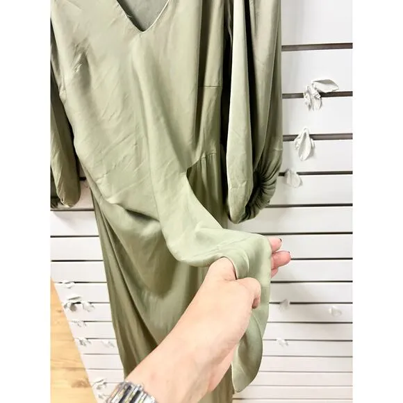 Petal &amp; Pup 3/4 Sleeve V-Neck Yonder Slit Maxi Dress Olive Women's Size US 2