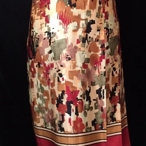 PIERRE CARDIN 100% Polyester SILKY SKIRT, 3-PLEATED FRONT, Red/Gold, Size 12