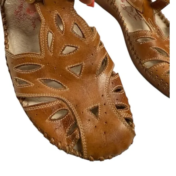 Pikolinos Brown Leather Cutout Sandals Women’s Size EU 38, US 7.5-8