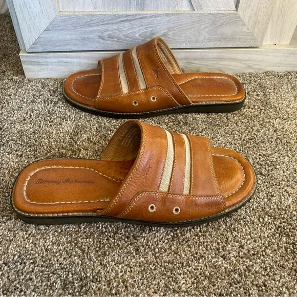 Pristine Tommy Bahama Men’s Leather Sandals 11