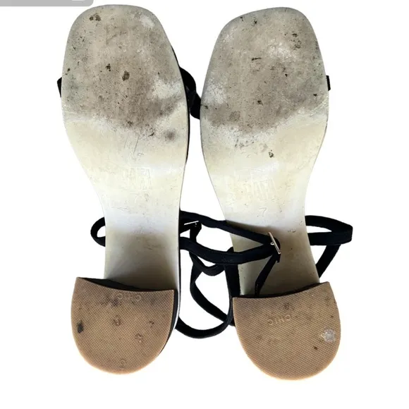 Rafa Black Simple Block Heel Sandal in Sloe US 7