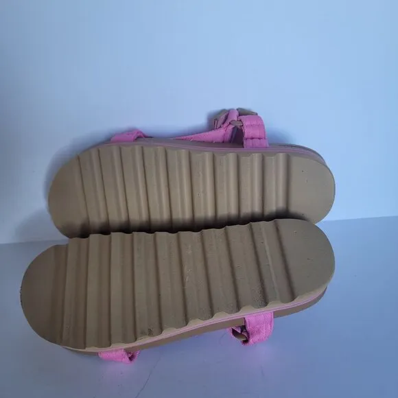 Reef Cushion Rem Hi Open-Toe Platform Sandals. Size 9.5