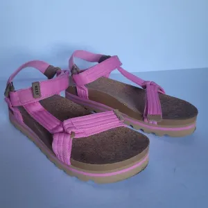 Reef Cushion Rem Hi Open-Toe Platform Sandals. Size 9.5