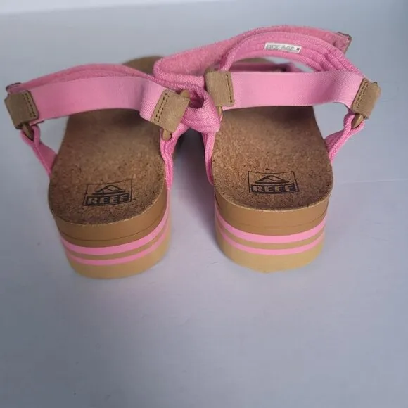 Reef Cushion Rem Hi Open-Toe Platform Sandals. Size 9.5