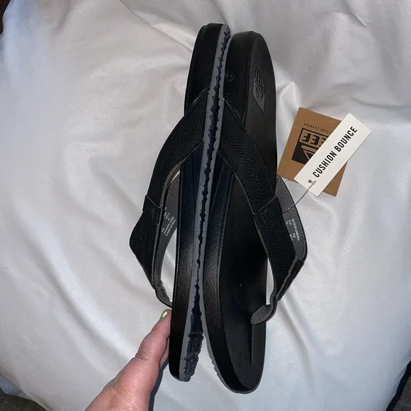 Reef Faux Vegan Leather Cushion Bounce Phantom Black Sandals Thongs size 12