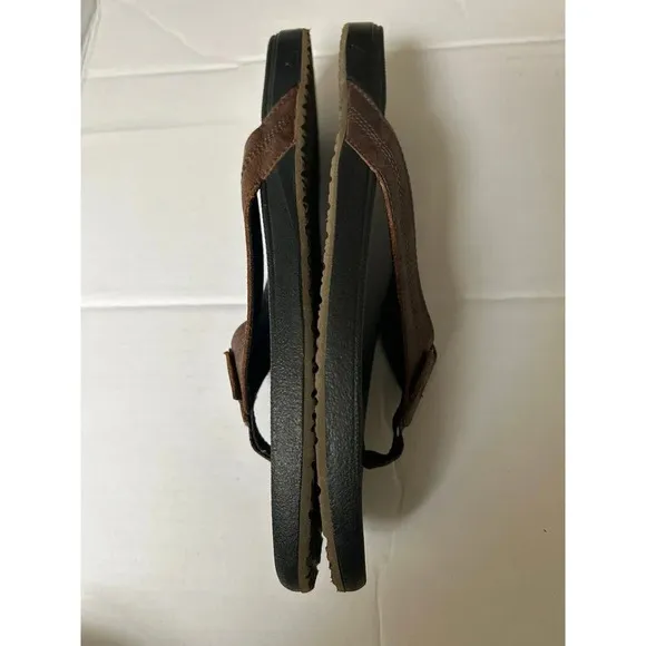 Reef Men's Cushion Phantom Thong Flip Flops Leather Sandals