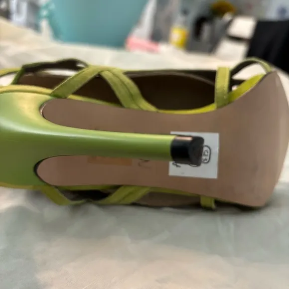 Reiss Chartreuse Suede Strappy  Grazia Geometric Sandals Style Fashion On Trend