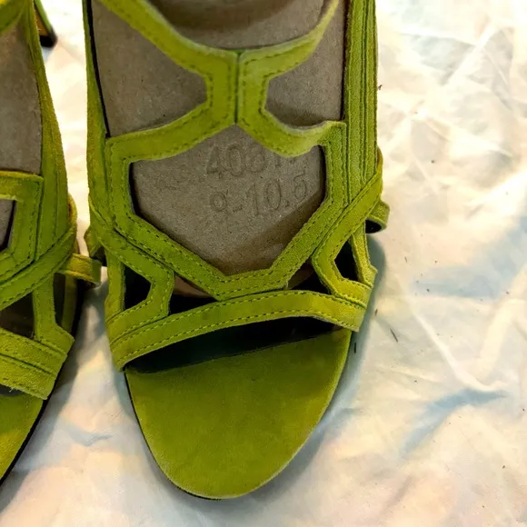 Reiss Chartreuse Suede Strappy  Grazia Geometric Sandals Style Fashion On Trend