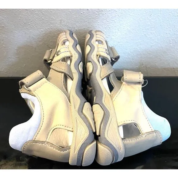RenBut Gray Boy’s Leather Open toe Sandals Orthopedic Support EU 26/US 9.5 NEW