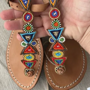 REVOLVE NWT laidback London Tribal hand beaded Leather Sandal Day to evening 🌈🌸