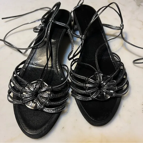 Robert Clergerie Paris Strappy Sandal 1 3/4” Heel Size 10.5B Metallic Blk/Gray