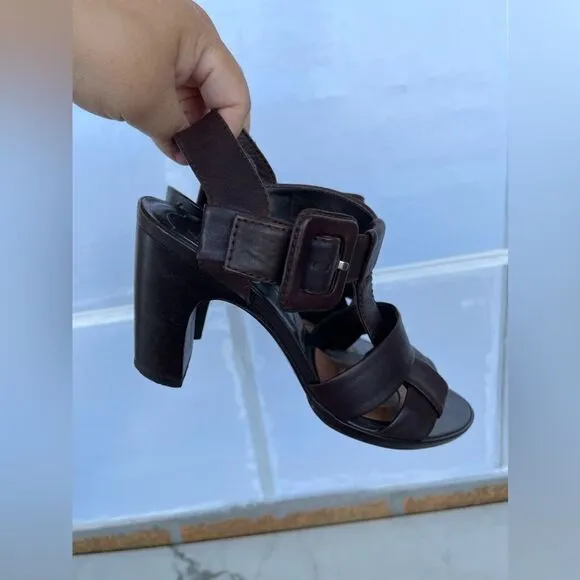 Roger Vivier Sandals Heels it size 7 /6.5