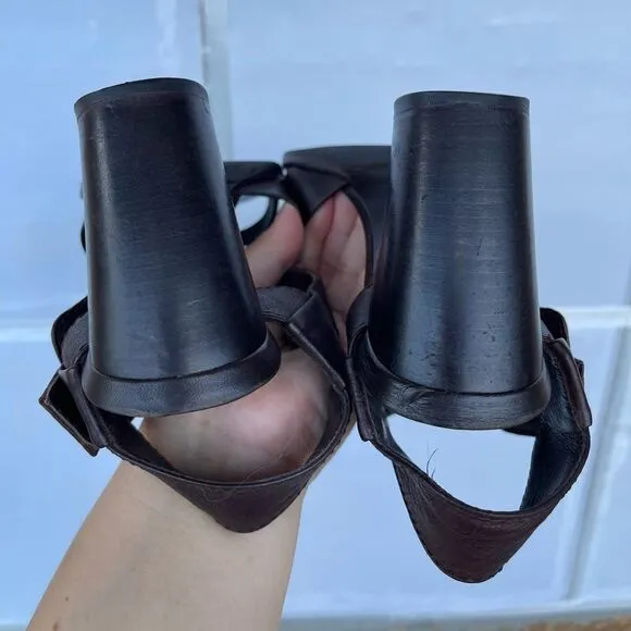 Roger Vivier Sandals Heels it size 7 /6.5