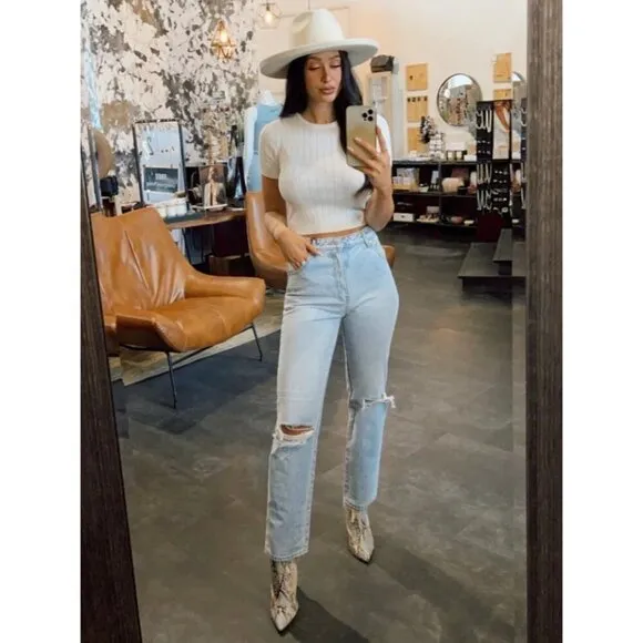 Rolla's Original Straight High Rise Jeans in Sunbleach Worn 24 Womens Denim Pant