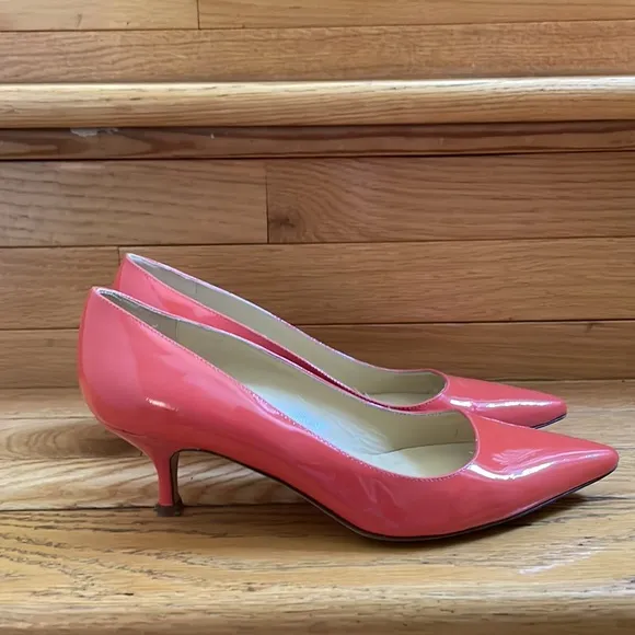 Saks Fifth Avenue Kitten Heel Pumps In Melon Shade Size 7