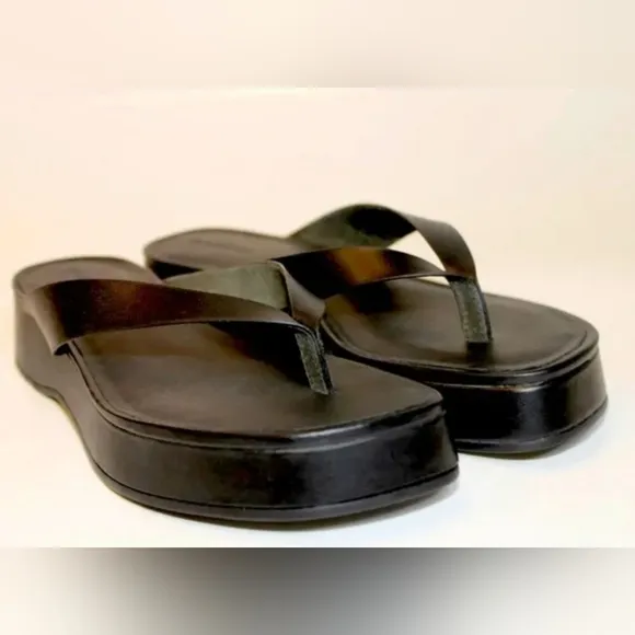 Sale NEW REFORMATION ZAYNE PLATFORM THONG FLIP FLOP SANDALS ☆sizes