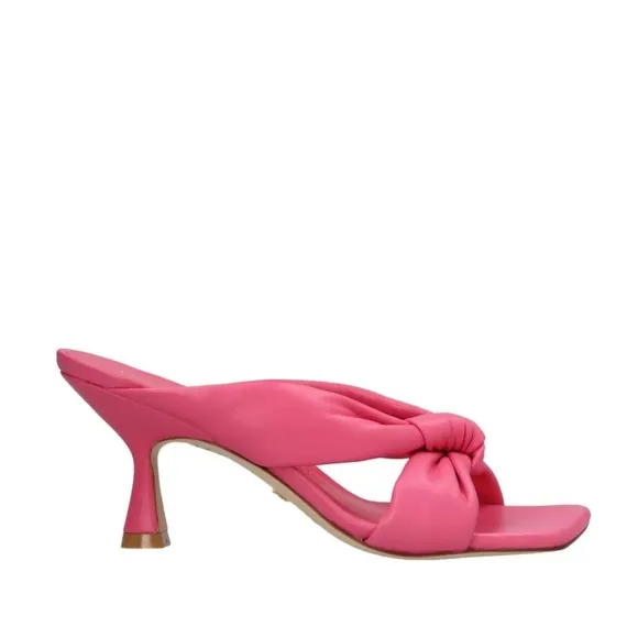 ‼️SALE‼️ Stuart Weitzman Playa Slip-On Sandals