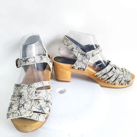 Sanita Womens Mida Wood Heel Clogs Sandals 39 Size 8.5 - 9 White Black Floral