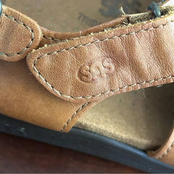 SAS Huggy Leather Sandals in Caramel Tripad Comfort 8.5 Narrow