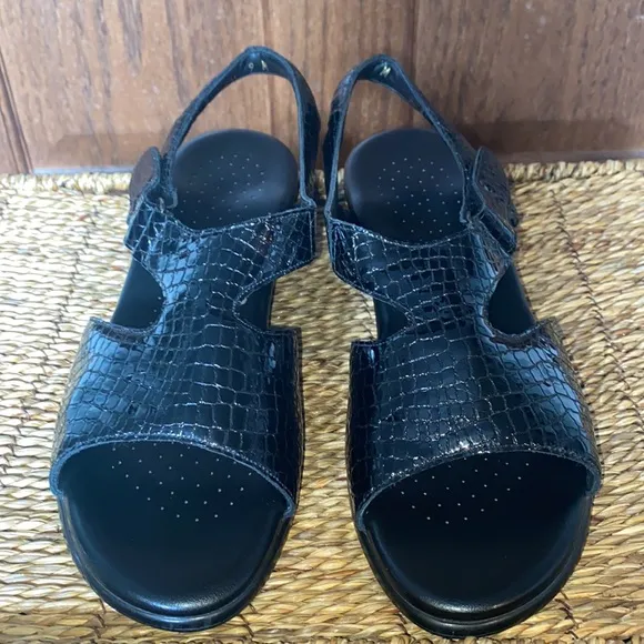 SAS Suntimer Heel Strap Black Leather Sandal