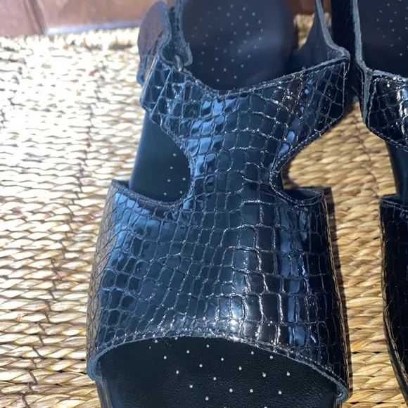 SAS Suntimer Heel Strap Black Leather Sandal