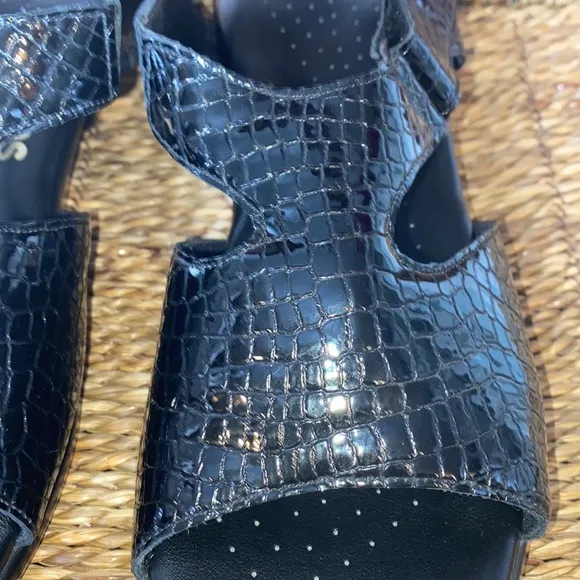SAS Suntimer Heel Strap Black Leather Sandal