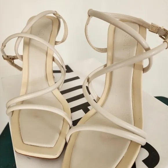 Schutz Lovi Cream White Leather Strappy Sandals Size 8B Summer Wedding