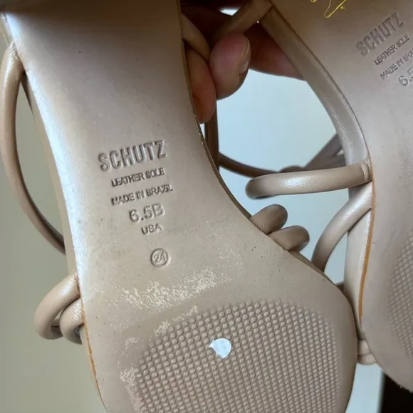Schutz Princey Heeled Sandal Sz 6.5B