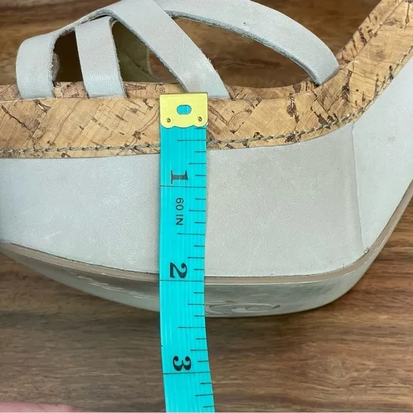 Seychelles Leather Cork T-Strap Platform Heel Strappy Sandals Taupe Off White 9