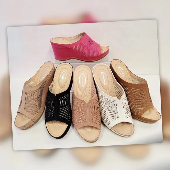 Size 11 Tan Woven Rhinestone Embellished Platform Padded Slide Wedge Sandal